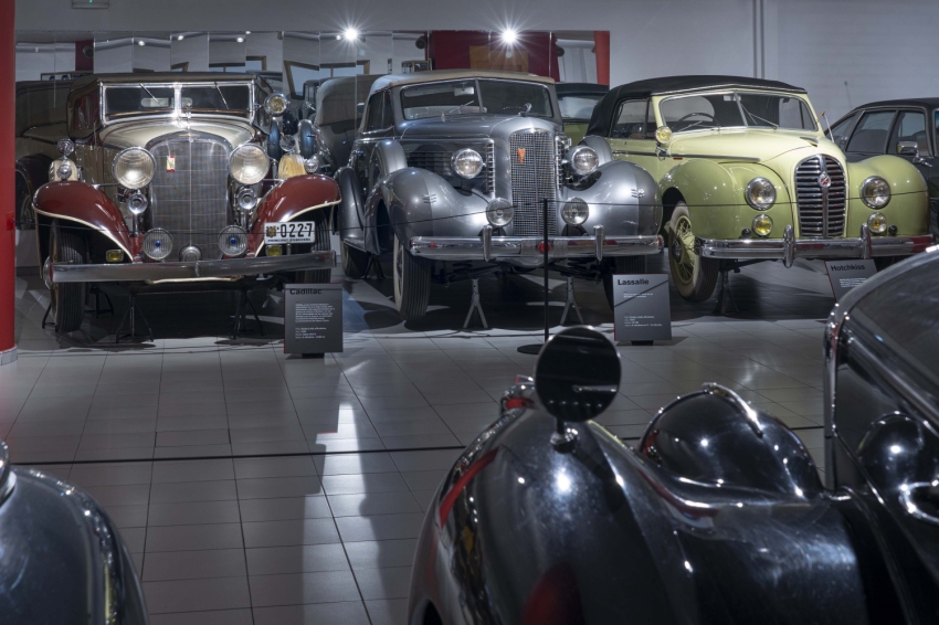 Museu Nacional de lAutomòbil (Museu De L Automobil)