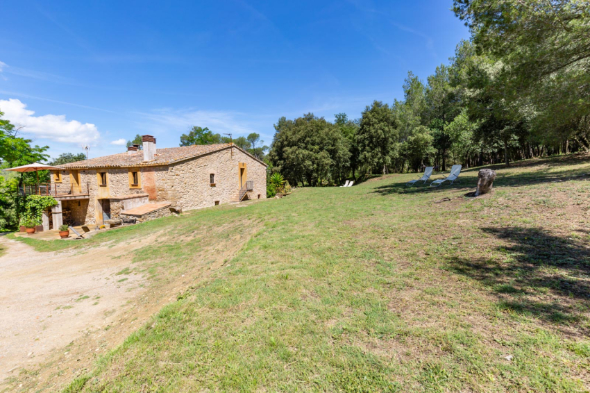 Apartaments Rurals Mas Tarrès (Jardi)