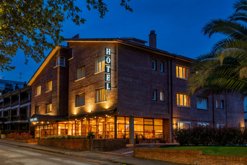 Hotel Estel ( Hotel Estel Berga)