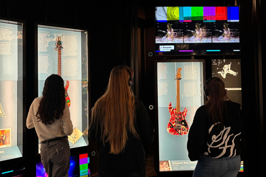 Rock Museum Guitar Legends Hall (Rock Museum Guitar Legends Hall)