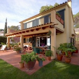 Let's Holidays Tossa de Mar