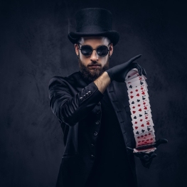 The Art of Magic in Catalonia, a World of Illusions