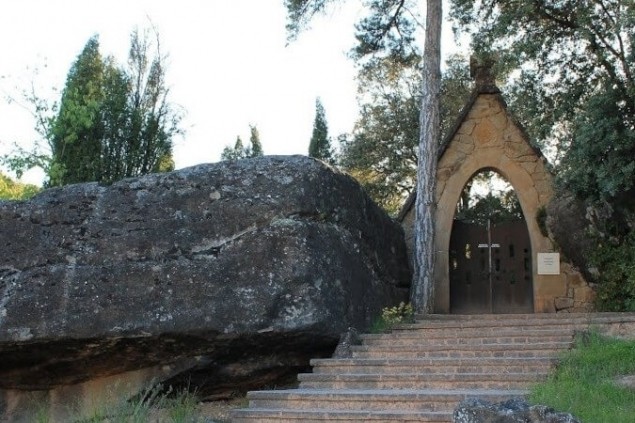 Passejat per la història i descobreix el conjunt monumental dOlius (Olius2)