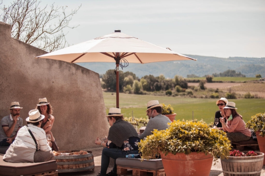 Visitez Vins el Cep (Gent Al Espai De Davant Botiga)