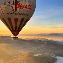 Vuelo en globo en la Garrotxa con Vol de Coloms!