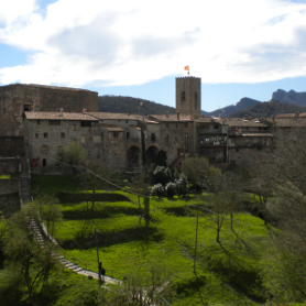 Medieval village - GARROTXA amb Bici