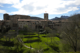 Poble medieval - GARROTXA amb Bici