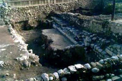 Besalú (Esalu Miqve)