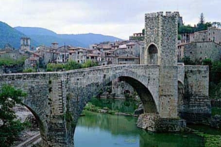 Besalú (Esalu Pont Fluvia Med)