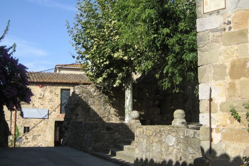 La Pera (0la Pera Carrer Gala Dali)