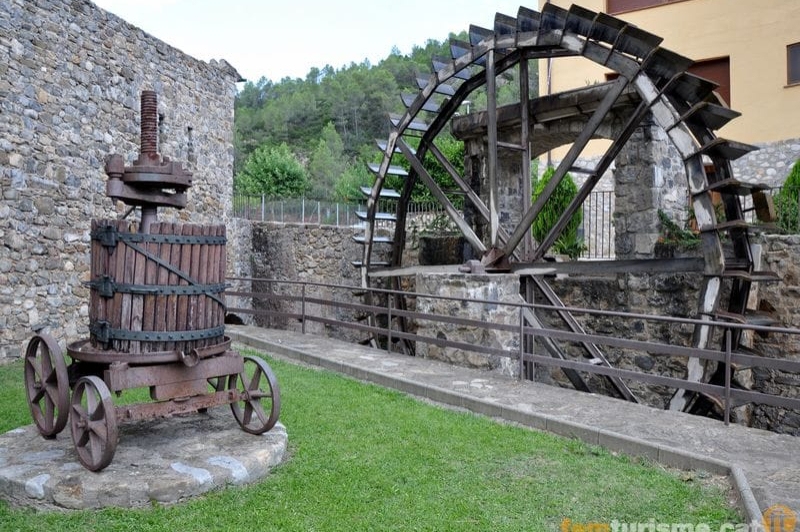 Sant Llorenç de la Muga (0moli Premsa)