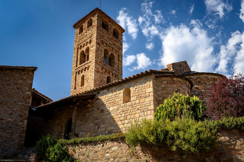 Espinelves (Esglesia Romanica De Sant Vicenc D Espinelves)