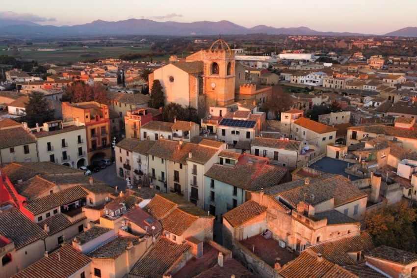 Peralada ( Vista Aeria Peralada)