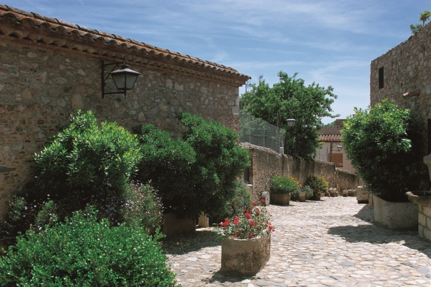 Peralada ( Carrer Oli)