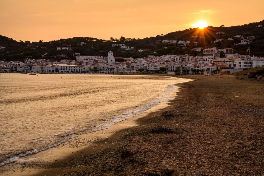 El Port de la Selva (Sortida Del Sol A La Platja Del Poble)