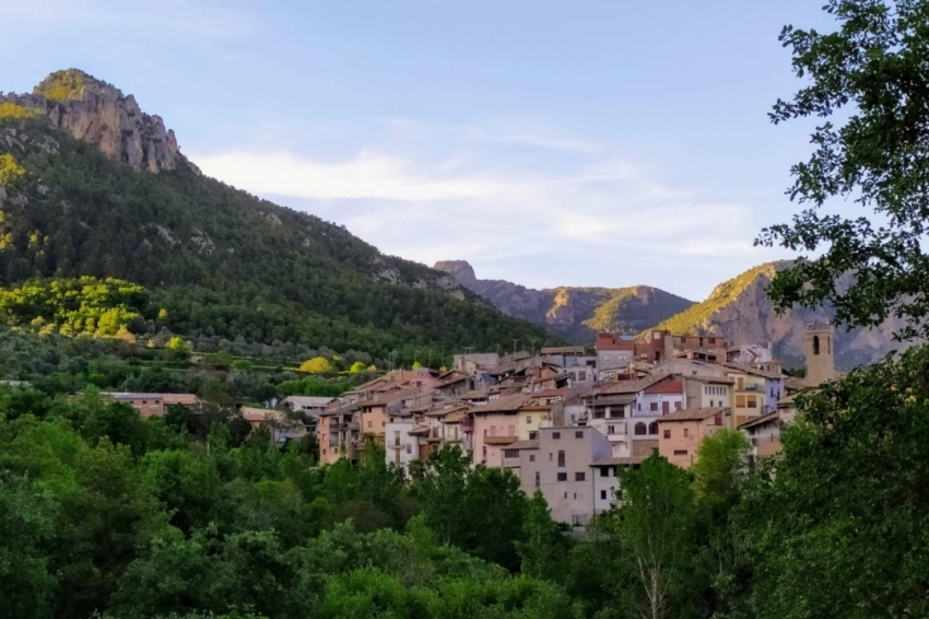 Peramola (Vista General)