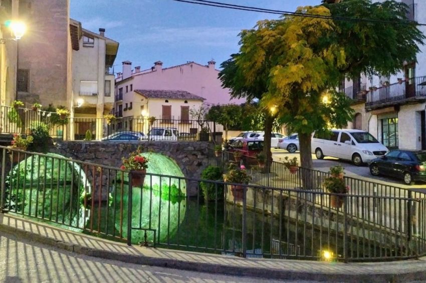 Peramola (Canal Iluminat)