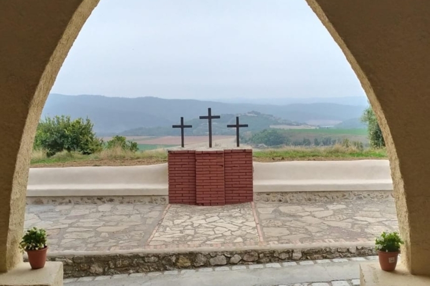 Peramola (Tres Creus)