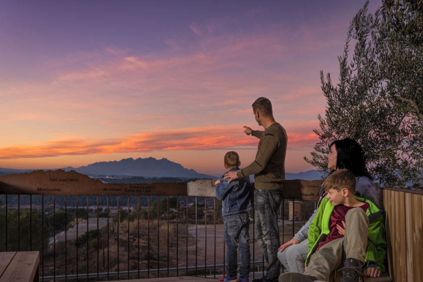 Castellví de Rosanes ( Balco Castellvi De Rosanes_Autor_O_Rodbag)