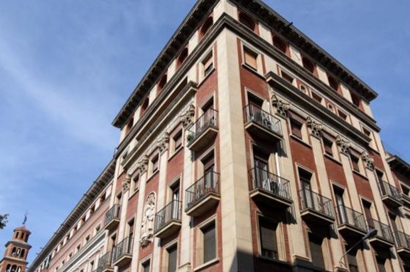 LHospitalet de Llobregat (Edifici Caixa De Pensions)