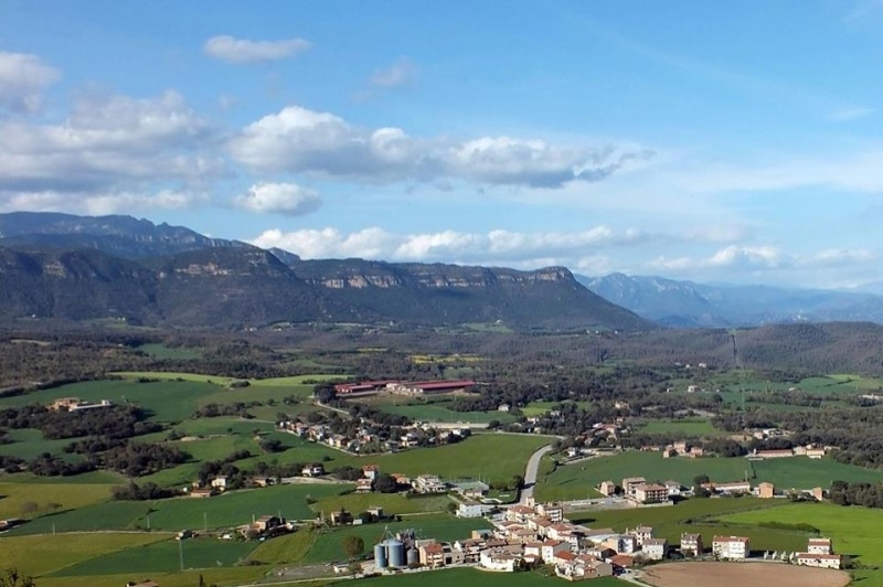 Montmajor (Vistes Del Poble)