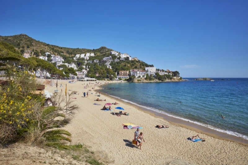 Roses (Platja Canyelles A Roses)