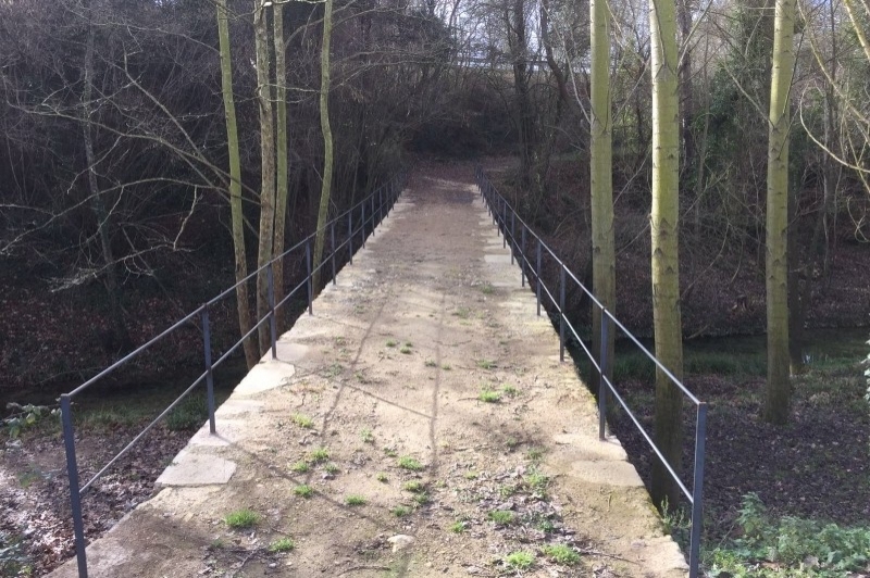 Maià de Montcal (Pont Romanic De Dosquers)