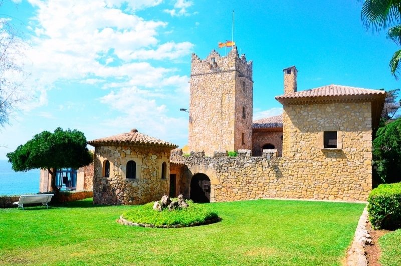 Roda de Berà (Castell De Bera)
