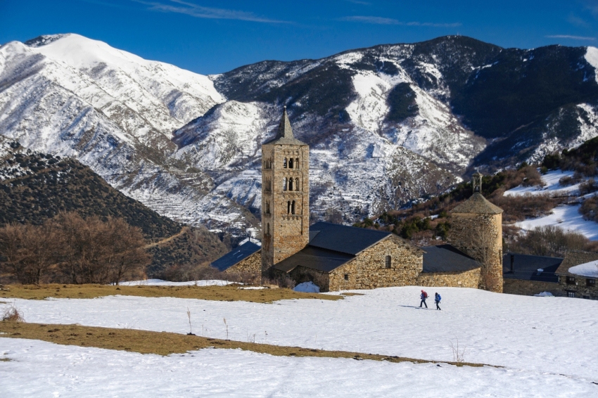 Alt Àneu (Romanesque Church Of Sant Just And Sant Pastor In Son Snowy On A Winter Morning Pallars Sobria Lleida Catalonia Spain Pyrenees__dsc3043_151823)