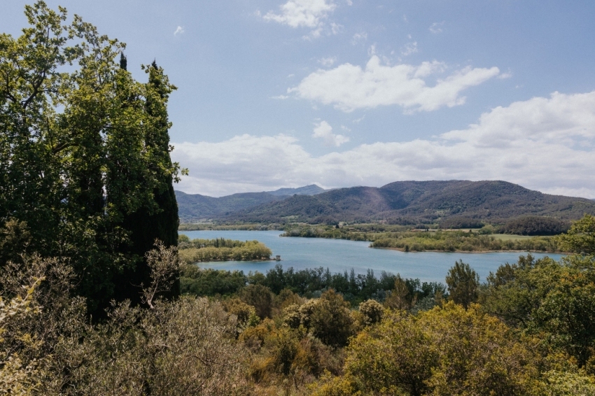 Banyoles ( Panoramica Estany Banyoles Silvia Poch)