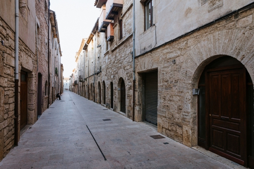 Banyoles ( Carrer Nou Barri Vell Silvia Poch)