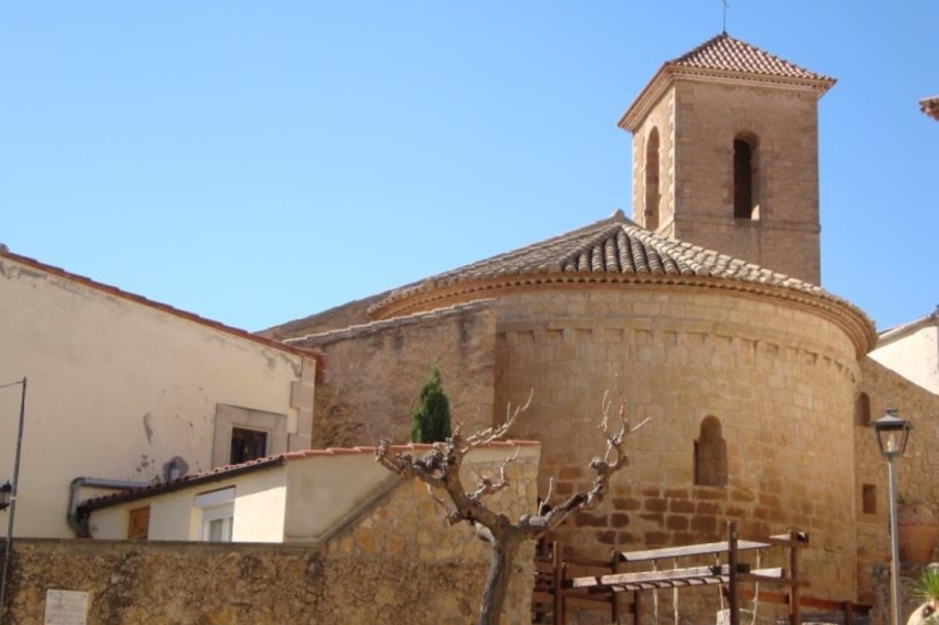 La Palma dEbre (Esglesia Romanica De La Verge Del Roser)