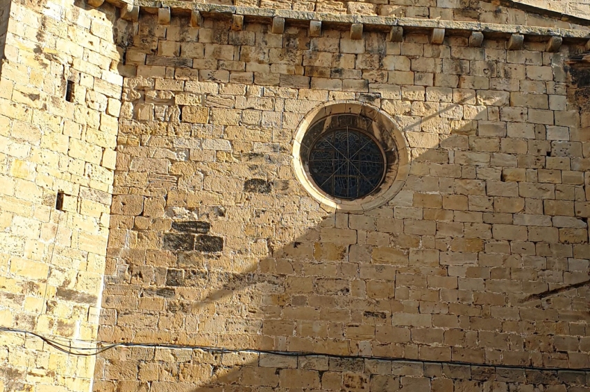 Horta de Sant Joan (Facana Esglesia_1)