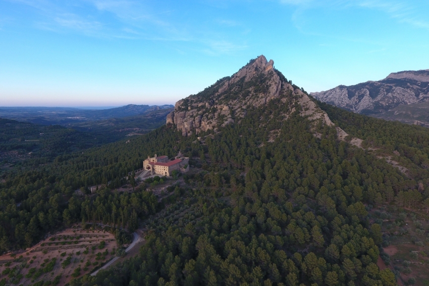 Horta de Sant Joan (Muntanya StaBarbara I Convent_1)