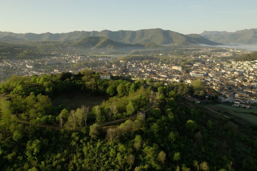 Olot (Volca Costat Ciutat)