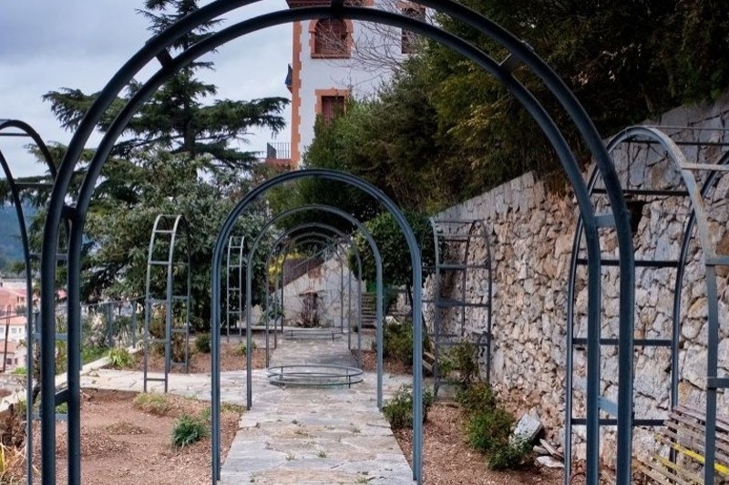 Figaró-Montmany (7 Jardins De LAngelus)