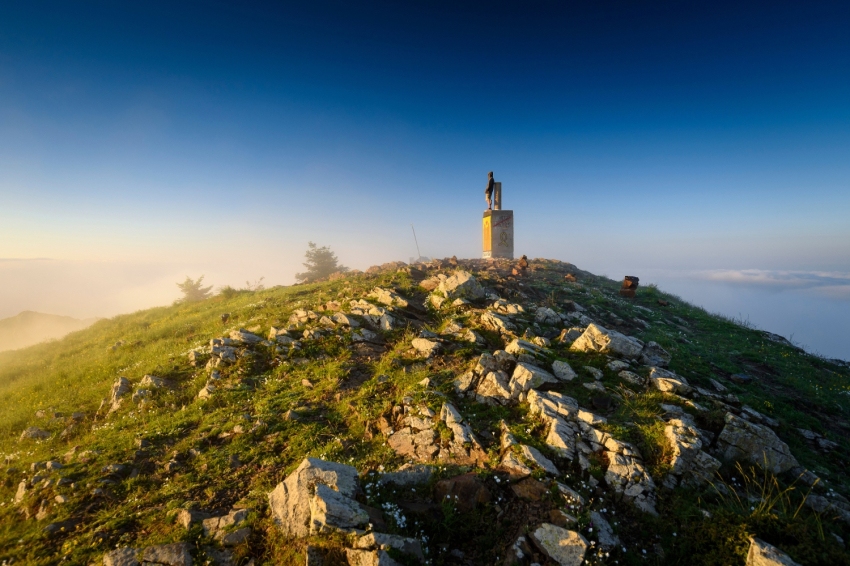 Montseny (Sortida De Sol Des Del Turo De L Home Al Montseny)