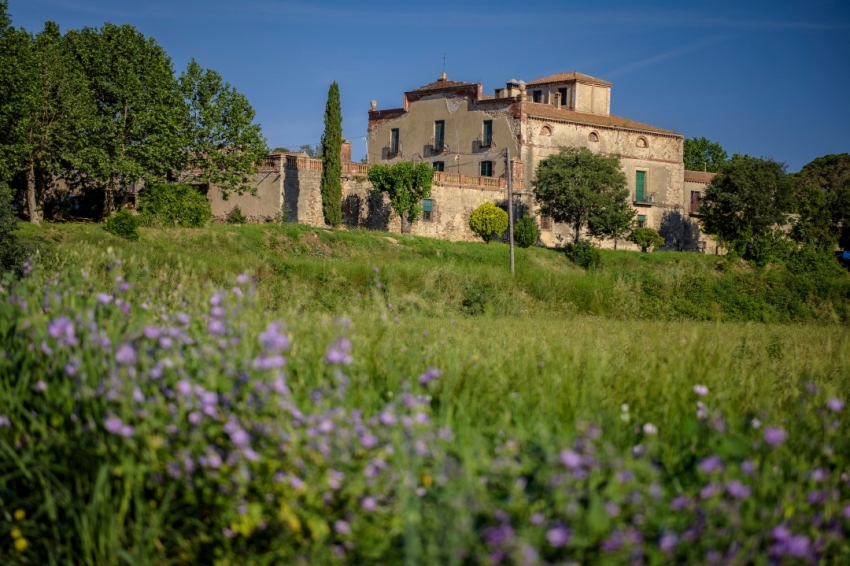 Santa Eulàlia de Ronçana (Casa De Can Brustenga)
