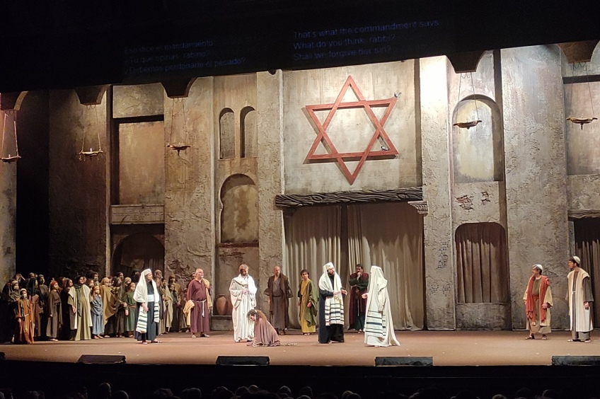 Les Passions a Catalunya: tradició i teatre sacre