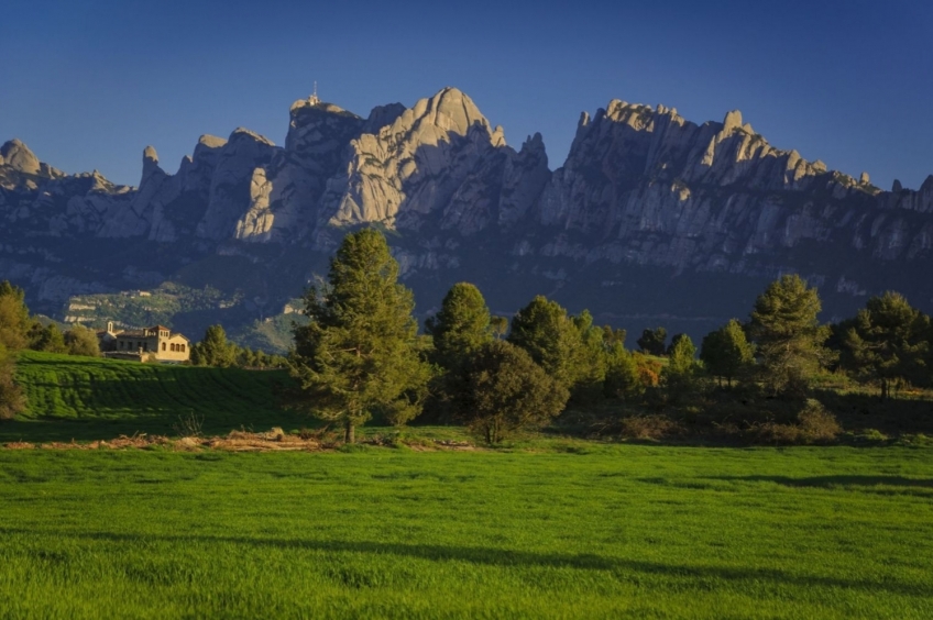 Sant Jeroni des del Monestir de Montserrat. Circular pel Camí Vell i tornada per Sant Joan