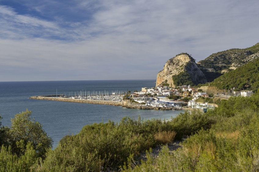 La Morella des de la platja de Garraf