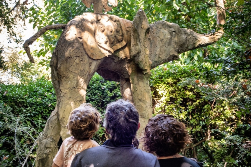 The Triangle Dalinià, following the genius footsteps using the electric car