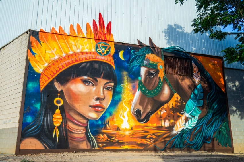 From the murals of Torrefarrera to the flowering fields of Alcarràs in electric car