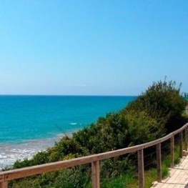 Ruta pel Camí de Ronda de Roda de Berà